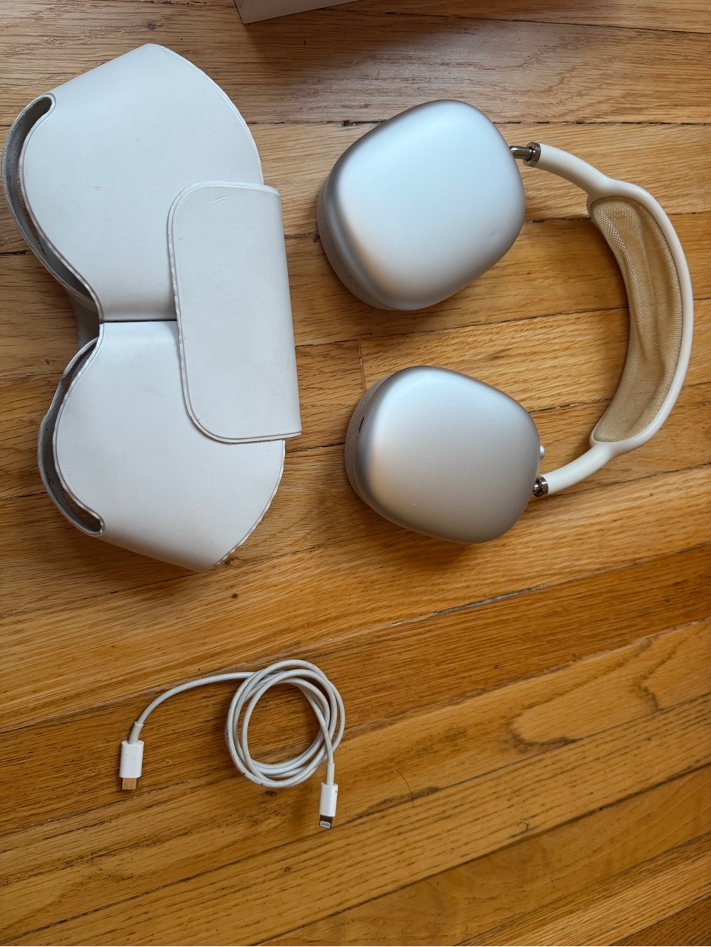 MGYJ3AM/A AirPods Max Silver (read description please)